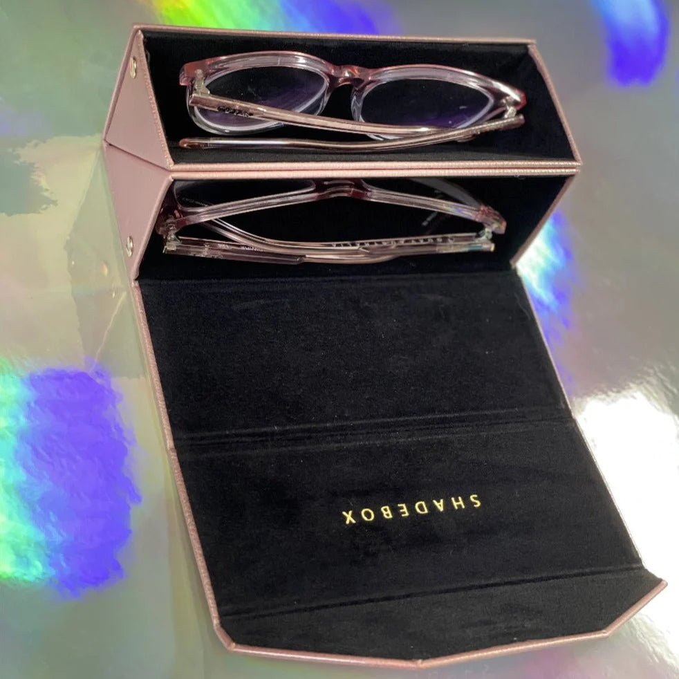 Bundle de Estuche para 2 Lentes Rose Gold y un Kit de Cuidado